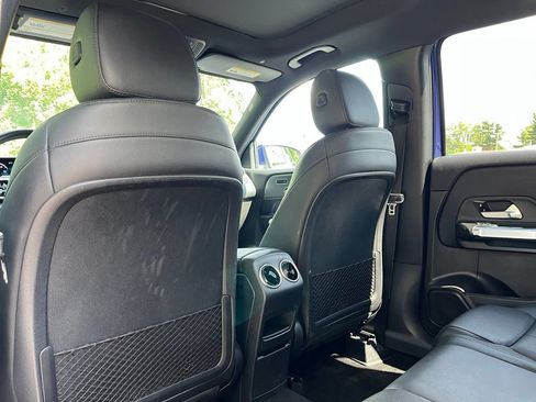 Used 2020 Mercedes-Benz GLB 250 4MATIC image 22