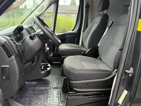 Used 2022 RAM ProMaster 2500 image 14