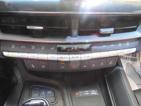 Used 2024 Cadillac CT5 V Blackwing w/ Driver Assist Package RWD image 18