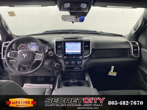New 2026 RAM 1500 Express AWD/4WD image 29