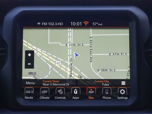 Used 2022 Jeep Wrangler Unlimited Sahara w/ Cold Weather Group image 11