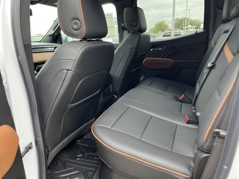 New 2026 GMC Canyon AT4 w/ Technology Plus Package image 11