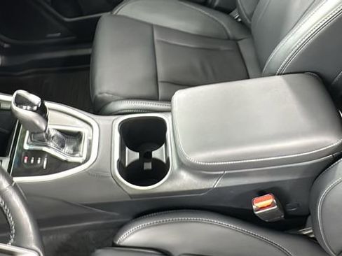 Certified 2022 Subaru Outback Limited XT w/ Popular Package #2 image 38