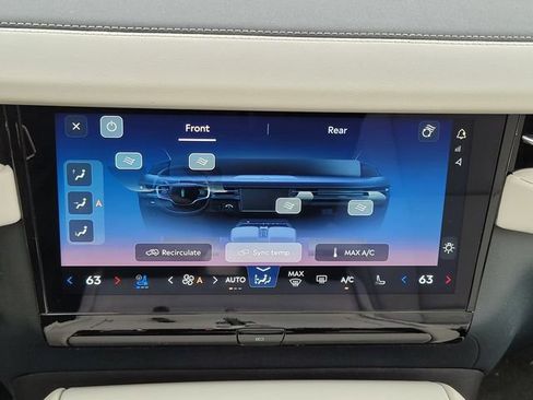 New 2025 Lincoln Navigator Reserve image 22