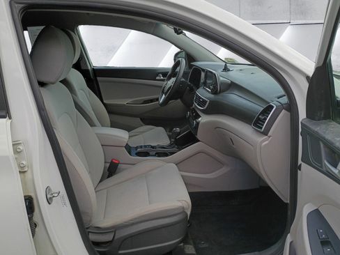 Used 2020 Hyundai Tucson Value AWD/4WD image 16