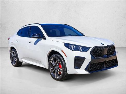 New 2026 BMW X2 xDrive28i AWD/4WD image 3