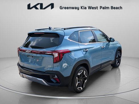Certified 2024 Kia Seltos SX w/ SX Sunroof Package image 8