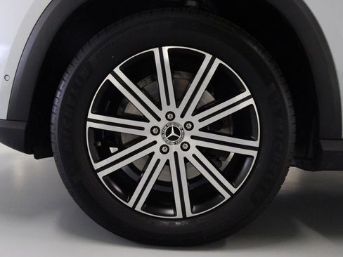 Certified 2024 Mercedes-Benz GLE 350 4MATIC w/ Winter Package image 10