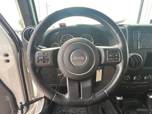 Used 2012 Jeep Wrangler Sport w/ Connectivity Group AWD/4WD image 20
