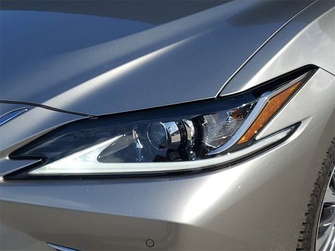 Used 2019 Lexus ES 350 image 15