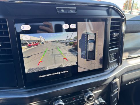 New 2026 Ford F250 Lariat w/ Black Appearance Package image 39