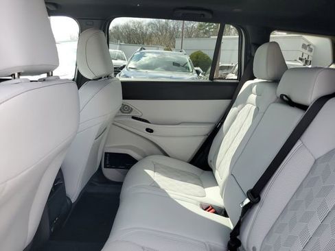 New 2026 Jeep Cherokee Overland image 14