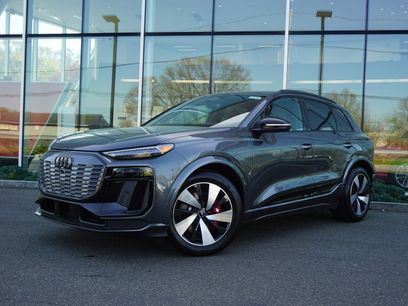 New 2025 Audi SQ6 e-tron Premium Plus