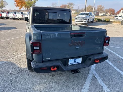 New 2026 Jeep Gladiator Mojave w/ Safety Group image 25