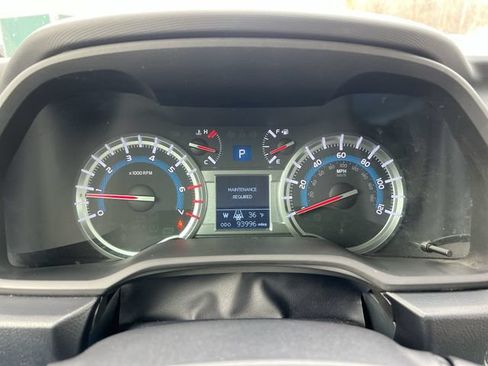 Used 2018 Toyota 4Runner Limited AWD/4WD image 12