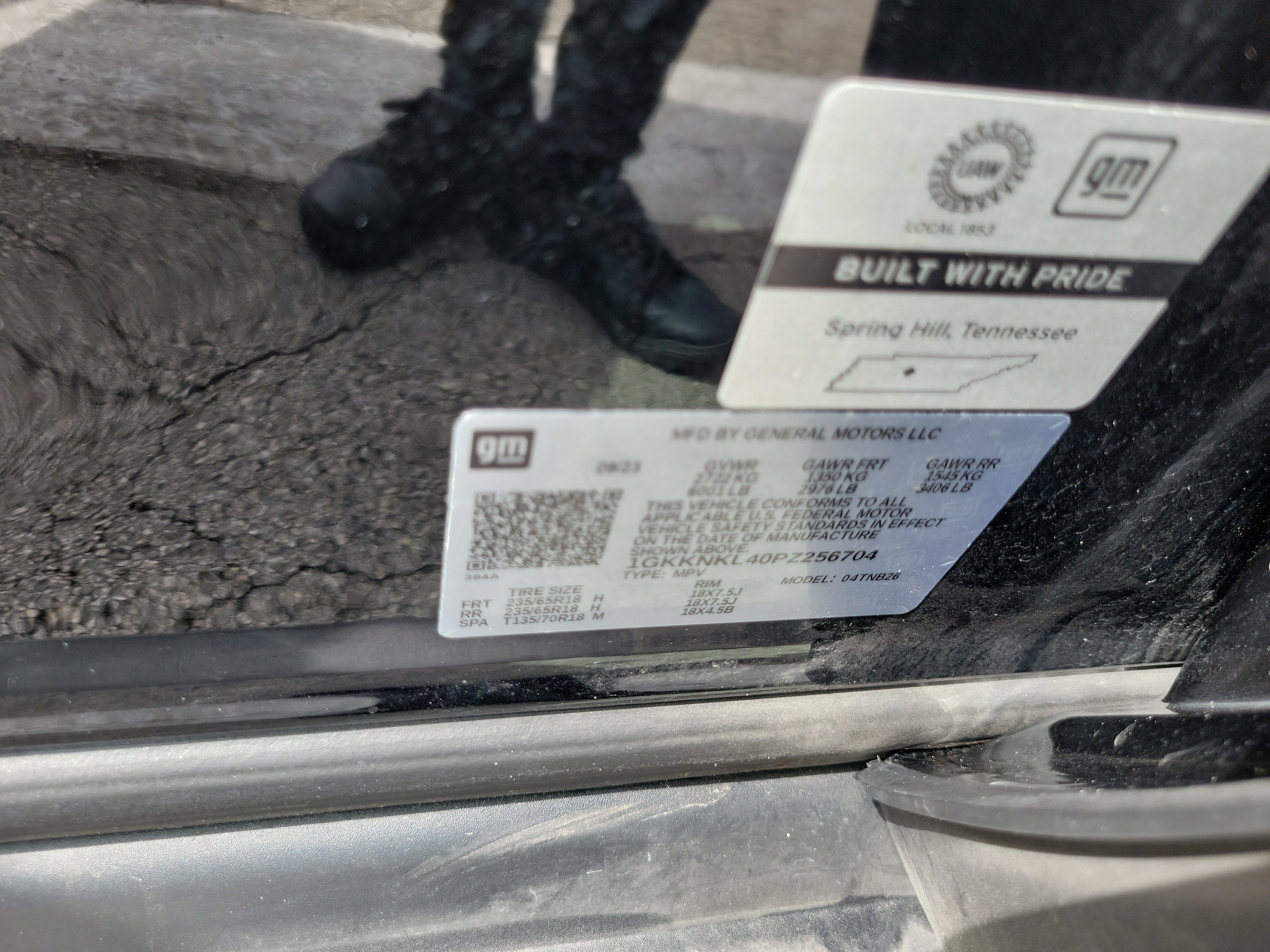 Used 2023 GMC Acadia SLE w/ Driver Convenience Package FWD image 30