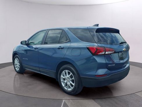 Certified 2024 Chevrolet Equinox LS w/ LS Convenience Package FWD image 3