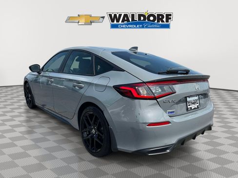 Used 2025 Honda Civic Sport image 4