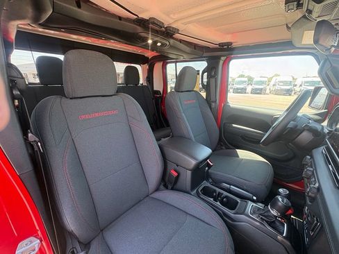 Used 2026 Jeep Gladiator Rubicon AWD/4WD image 29