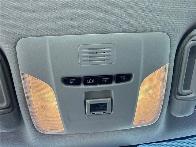 Used 2022 Toyota Corolla LE FWD image 17