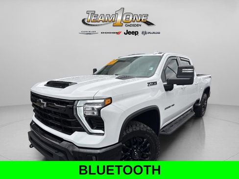 Used 2025 Chevrolet Silverado 2500 LTZ w/ Trail Boss Package image 4