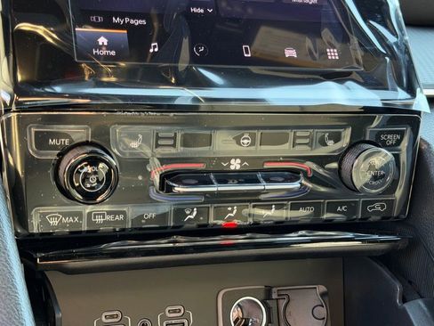 New 2025 Jeep Grand Cherokee L Laredo AWD/4WD image 20
