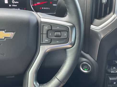Used 2020 Chevrolet Silverado 1500 LTZ w/ LTZ Premium Package AWD/4WD image 19
