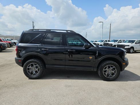 Used 2023 Ford Bronco Sport Badlands AWD/4WD image 2
