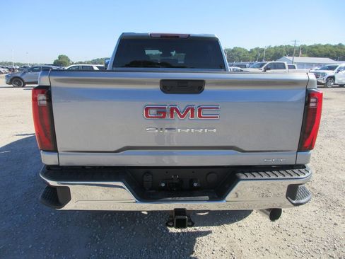 New 2026 GMC Sierra 3500 SLT AWD/4WD image 6