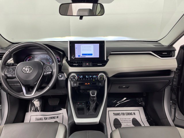 Used 2023 Toyota RAV4 XLE Premium FWD image 39