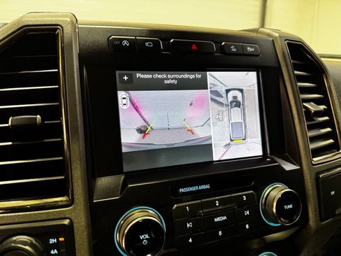 Used 2020 Ford F150 Raptor w/ Equipment Group 802A Luxury image 17