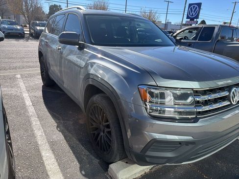 Used 2018 Volkswagen Atlas Launch Edition image 2