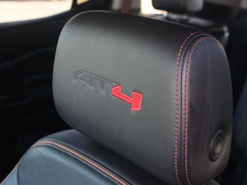 Used 2022 GMC Acadia AT4 w/ Technology Package image 18