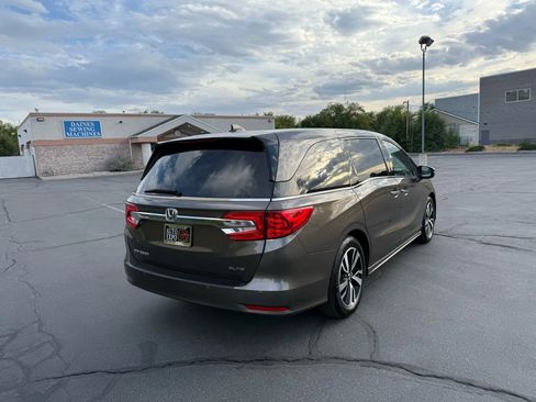 Used 2020 Honda Odyssey Elite image 5