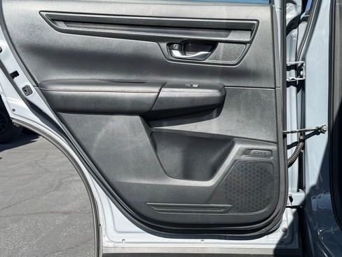 Used 2024 Honda CR-V Sport image 38