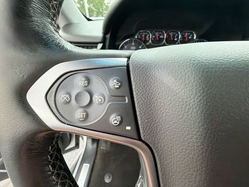 Used 2018 Chevrolet Suburban Premier AWD/4WD image 31