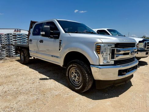 Used 2019 Ford F250 XL w/ STX Appearance Package AWD/4WD image 1