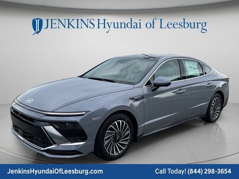New 2026 Hyundai Sonata Limited FWD image 11