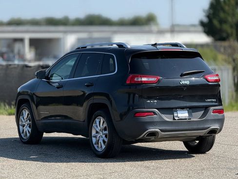 Used 2015 Jeep Cherokee Limited AWD/4WD image 10