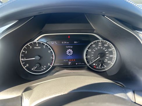 Used 2023 Nissan Murano SV w/ SV Midnight Edition Package image 22