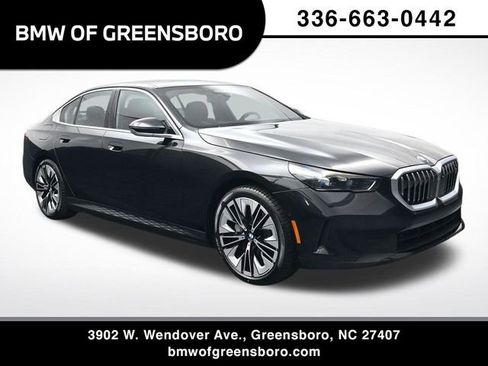 New 2026 BMW i5 eDrive40 RWD image 1