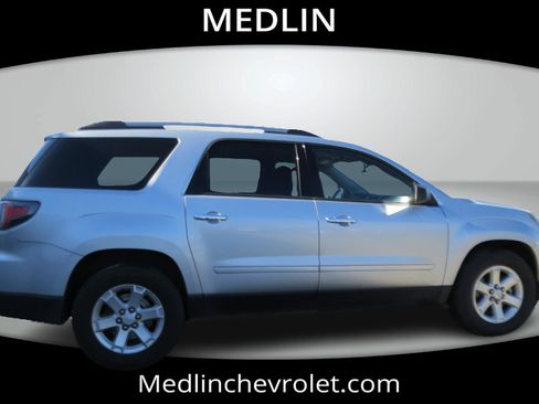 Used 2016 GMC Acadia SLE image 9