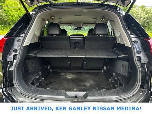 Used 2020 Nissan Rogue SL AWD/4WD image 17
