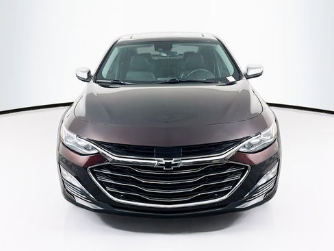 Used 2020 Chevrolet Malibu Premier image 2