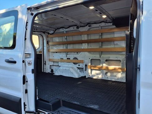 Used 2023 Ford Transit 250 Low Roof w/ Exterior Upgrade Package image 25