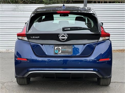 Used 2024 Nissan Leaf S FWD image 11
