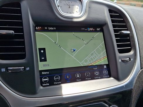 Used 2018 Chrysler 300 Limited w/ Safetytec Plus Group AWD/4WD image 24