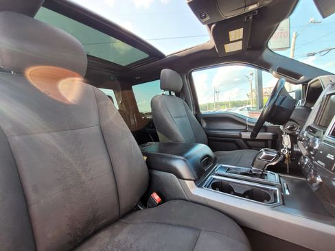 Used 2019 Ford F150 XLT w/ Equipment Group 302A Luxury AWD/4WD image 21
