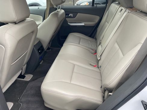 Used 2013 Ford Edge Limited FWD image 17