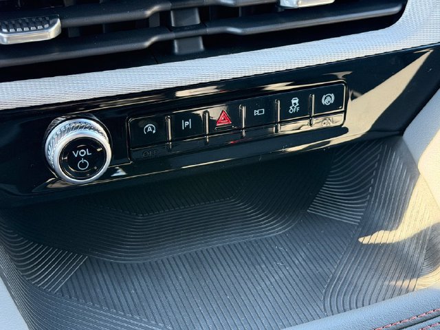New 2027 Ford Explorer Active AWD/4WD image 13